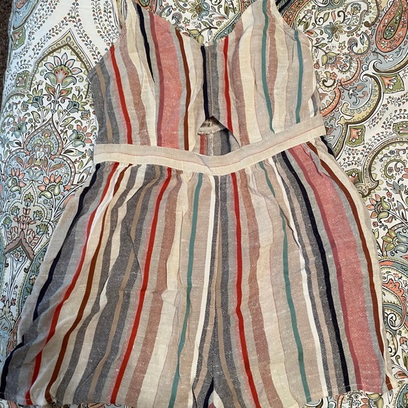 Striped romper :) - Picture 1 of 2